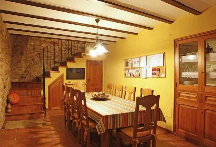 خانه 4 خوابه, Casa Rural Rosa