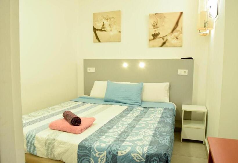 Habitación Economy, Lagunillas St