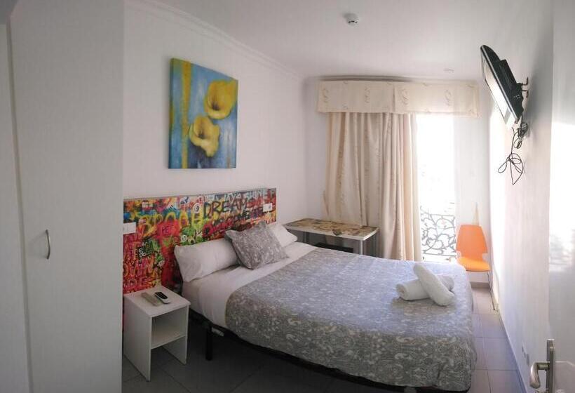 Habitación Deluxe, Lagunillas St