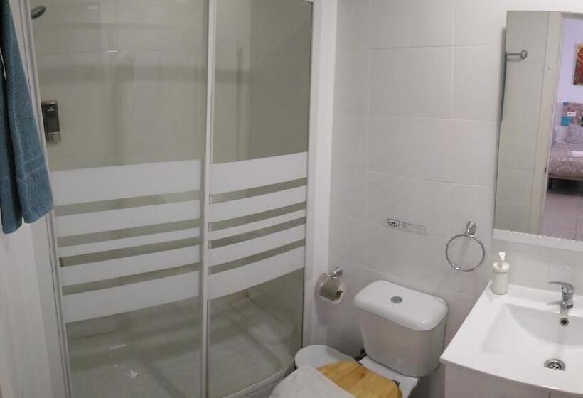 Habitación Triple Estándar, Lagunillas St