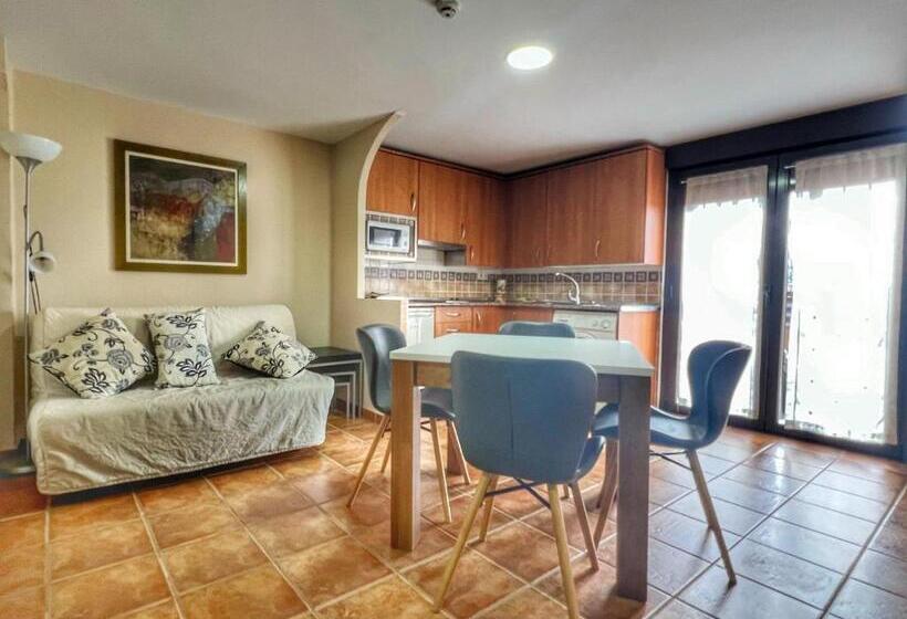 إستديو عائلى, Hostal La Colmena