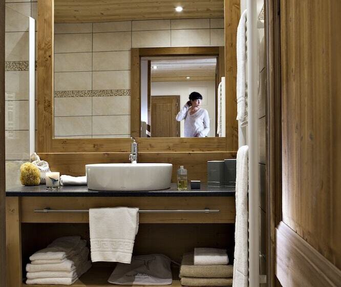 Апартаменты 3 Спальни, Residence  Les Grandes Alpes