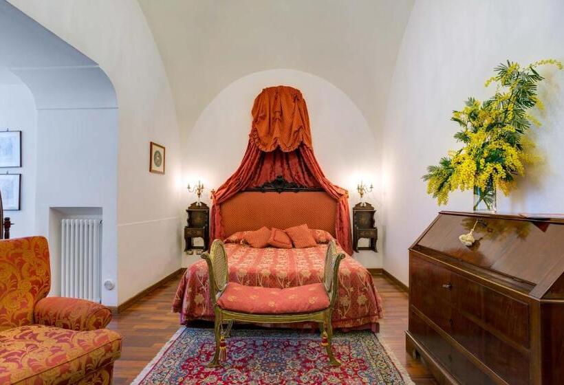 Номер Стандарт, Relais La Rupe