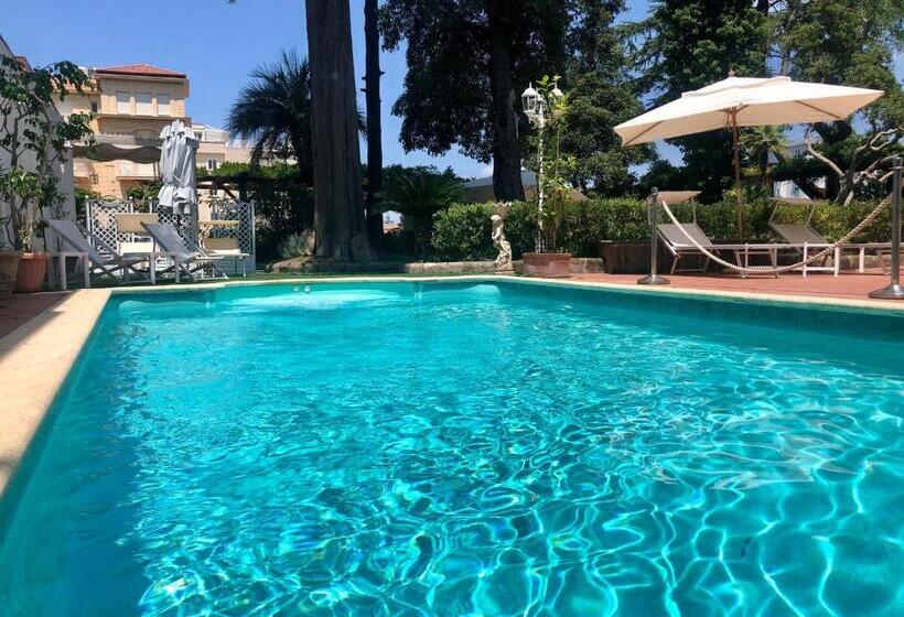 Номер Deluxe, Relais La Rupe