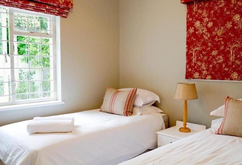 Family Suite, Laurel Cottage