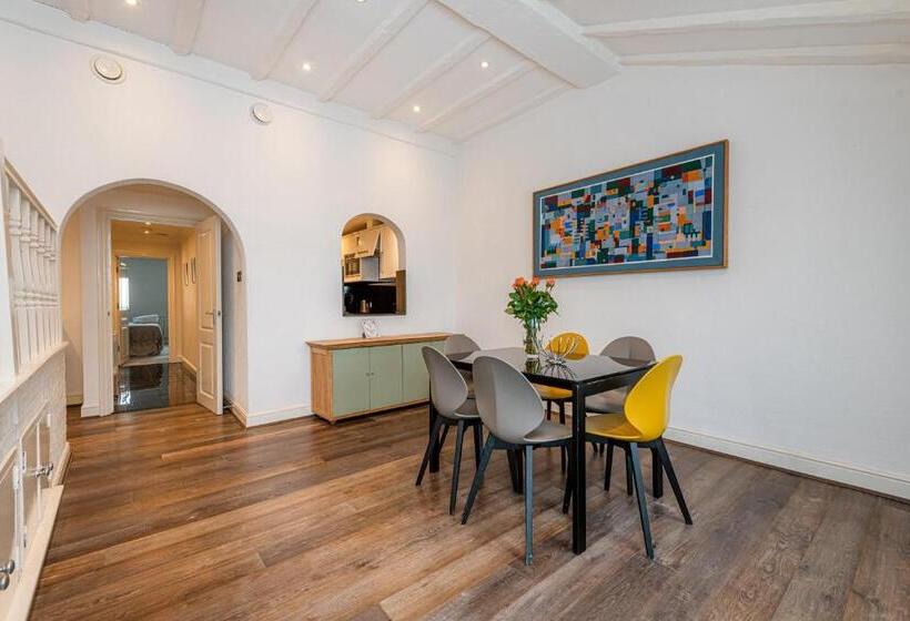 Апартаменты Superior 2 Спальни, Queensgate Court