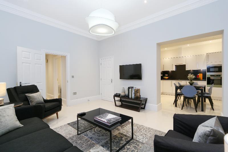 Апартаменты 3 Спальни, Queensgate Court