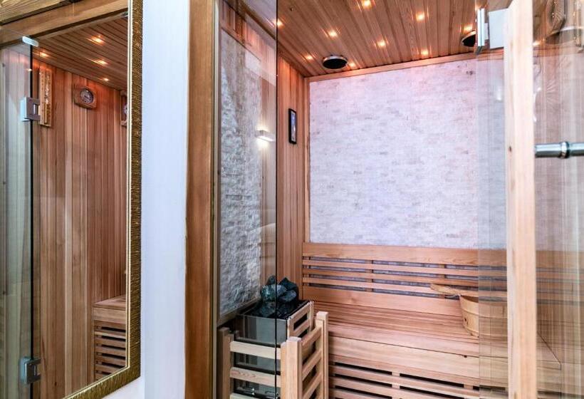 سوئیت با وان آب گرم, 4 Star Suite Spa   Self Check In