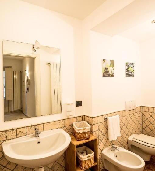 آپارتمان 1 خوابه با بالکن, Rearduinoivrea
