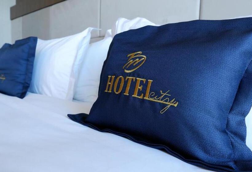 חדר סטנדרט לשלושה, Bm Hotel City