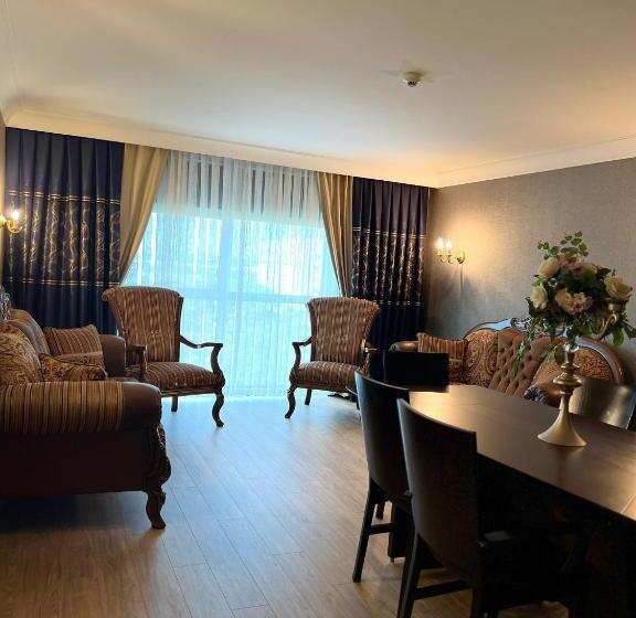 מיטת קינג בסוויטה, Bm Hotel City