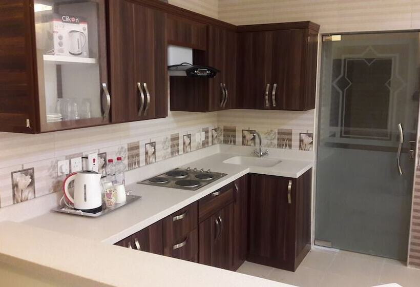 شقة 3 غرف مطلة على البحر, Ashbilia Suites