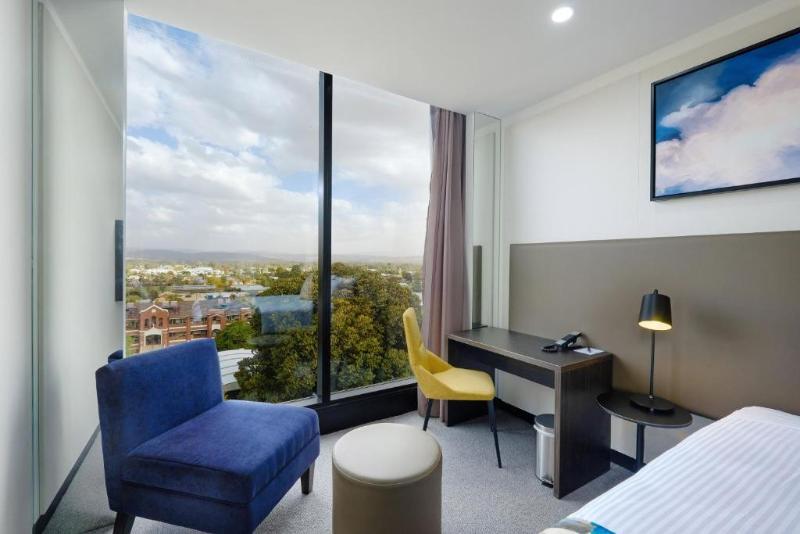 استودیوی لوکس, Mantra Albury