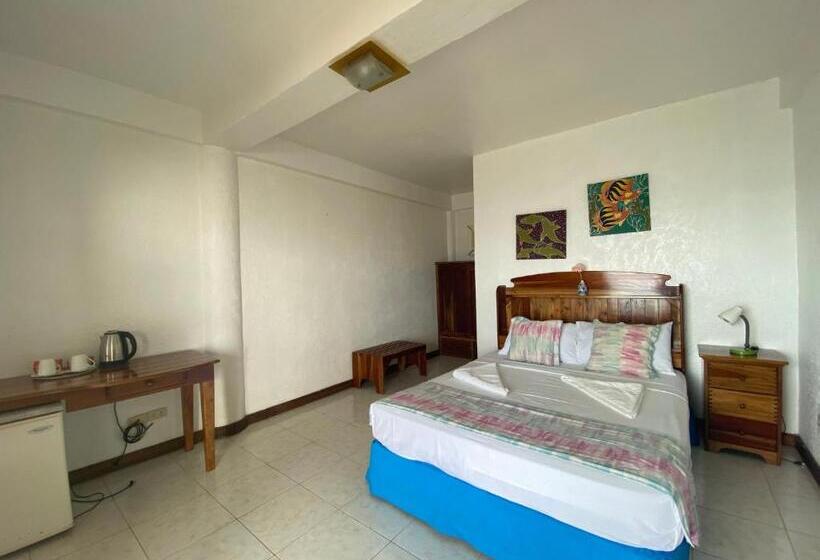 اتاق سوپریور, Camiguin Island Golden Sunset Beach Club