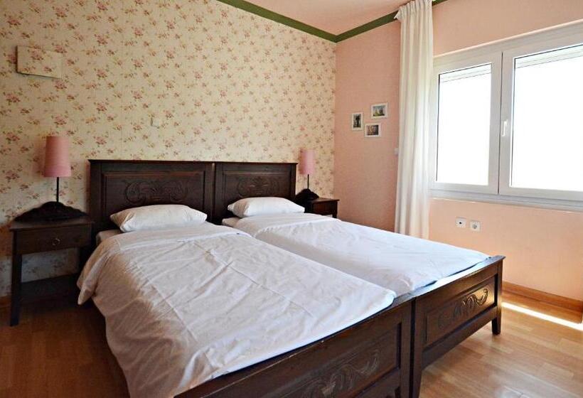 Номер Стандартный с Видом, Guesthouse Vissinokipos   Biker Friendly   Motorrad