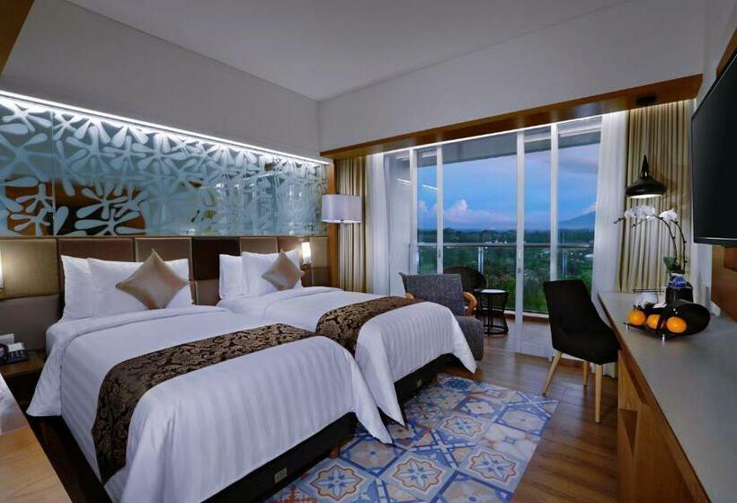 Номер Deluxe, The Alana Hotel And Conference Sentul City By Aston