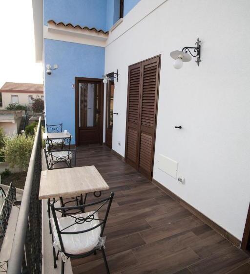 Трехместный Номер Deluxe Вид на Море, Villa Lù