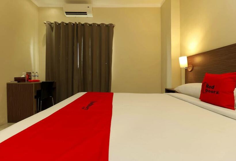 스탠다드 룸, Reddoorz Plus Near Pantai Losari