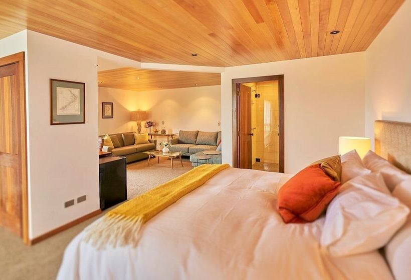 Апартаменты Deluxe 1 Спальня, Cabot Lodge