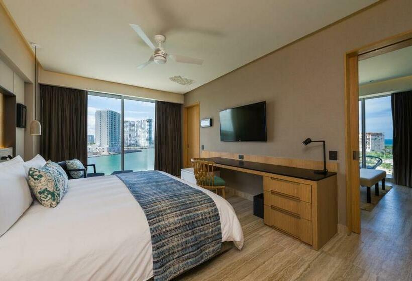 סוויטת ג'וניור, Renaissance Cancun Resort & Marina