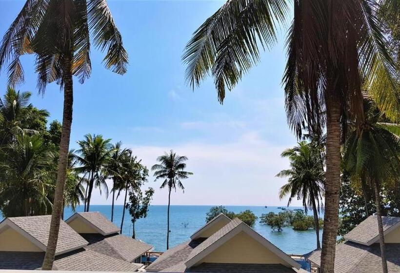 Номер Deluxe Вид на Море, Villa Chacha Krabi Beachfront Resort