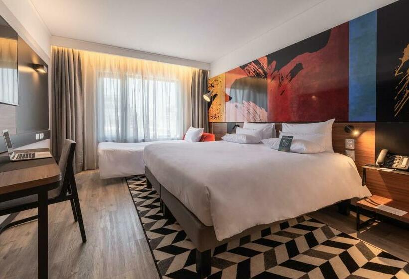 اتاق سوپریور با تخت بزرگ, Novotel Santiago Providencia