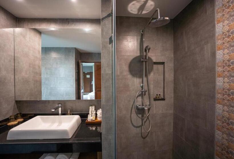 اتاق استاندارد یک تخته با تخت بزرگ, Coral Tree Villa Hua Hin
