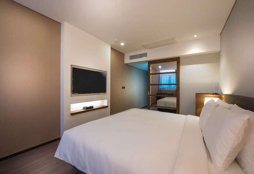 스탠다드 룸 킹사이즈 침대, Ena Suite Hotel Namdaemun