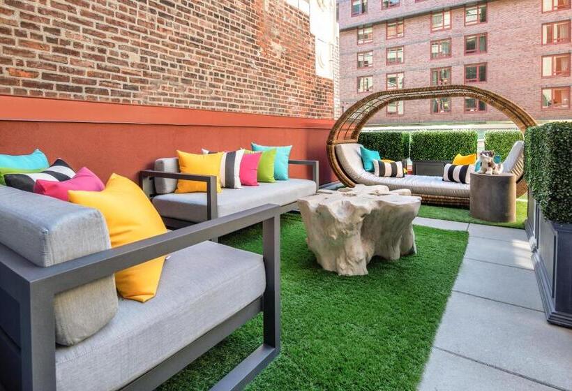 테라스 스위트, Staypineapple, An Artful Hotel, Midtown New York