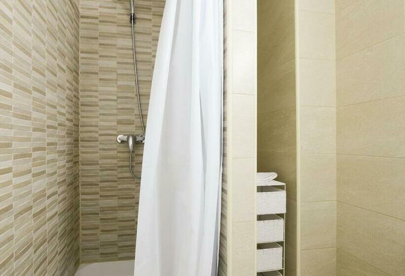 استودیوی استاندارد, Apartamentos La Cabaneta Mikka Sky 3000