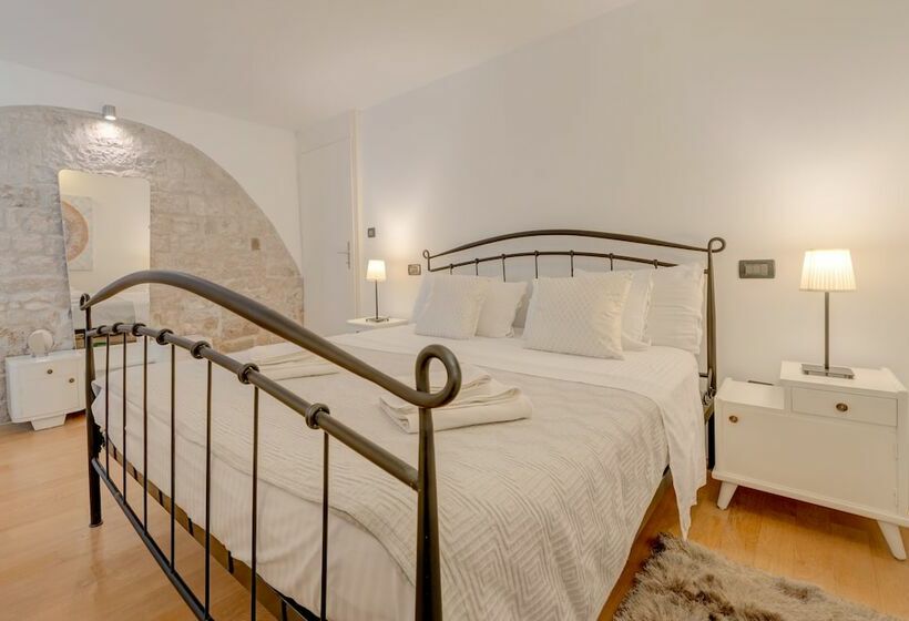 Апартаменты Deluxe 1 Спальня, Aurum Templi Suites