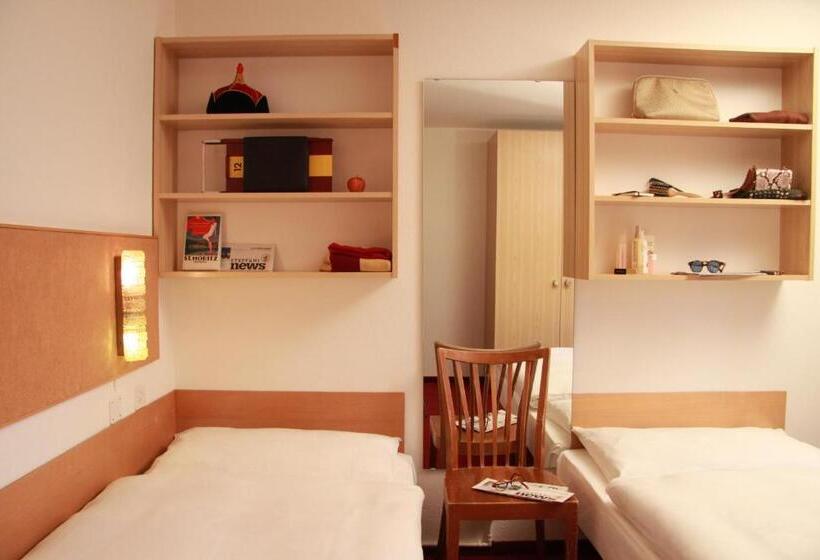 Номер Economy с общей ванной комнатой, Petit Steffani Bed & Breakfast