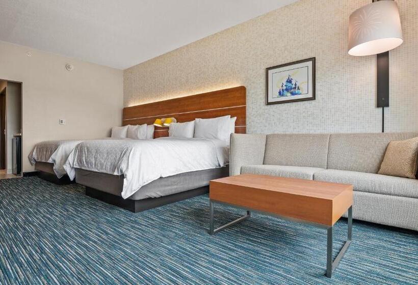 Люкс Кровать Кинг, Holiday Inn Express & Suites Orlando  Lake Buena Vista, An Ihg
