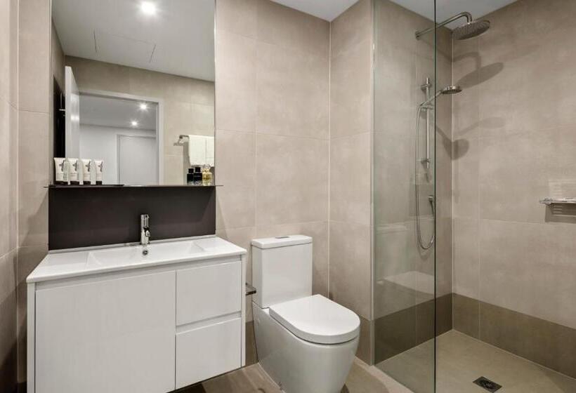 Студио Executive, Quest Newquay