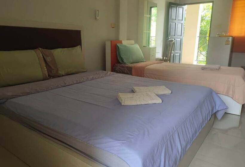 Номер Стандарт Трехместный, Rayonghouse Resort