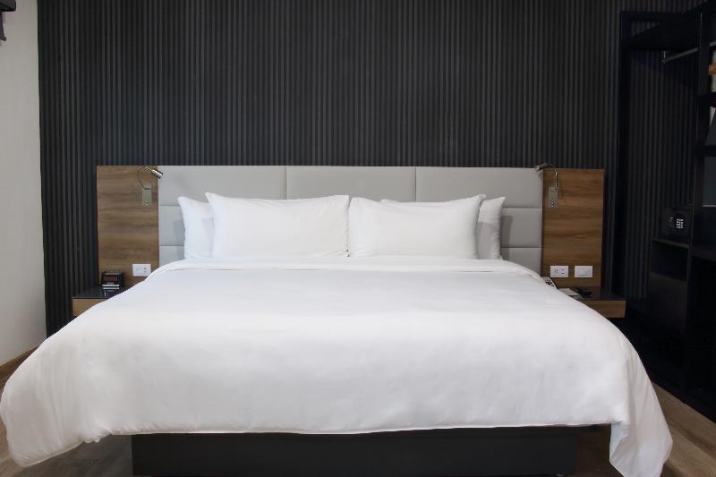 キングサイズベッドのスタンダードルーム, Radisson Hotel Monterrey San Jeronimo