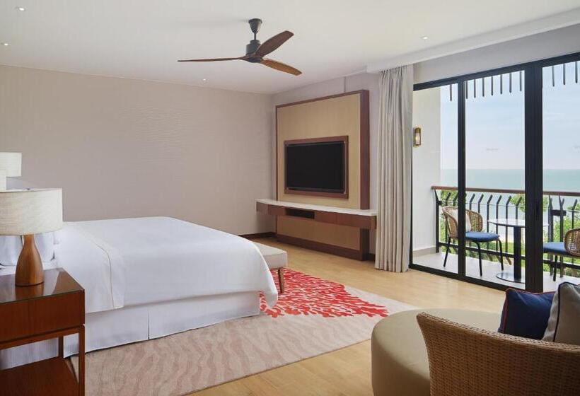 Люкс Кровать Кинг, The Westin Desaru Coast Resort