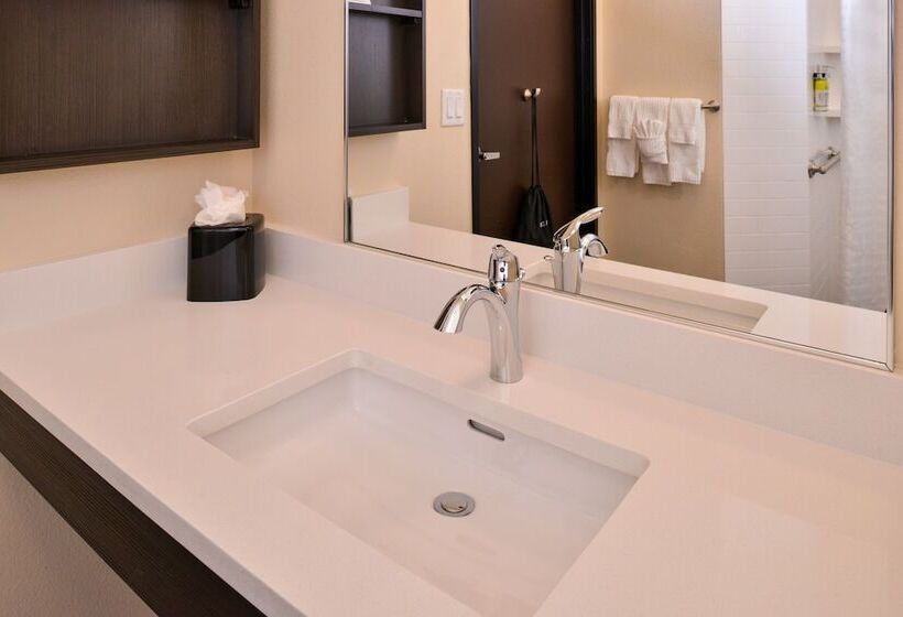 Студия Стандарт, Candlewood Suites   Austin Airport, An Ihg