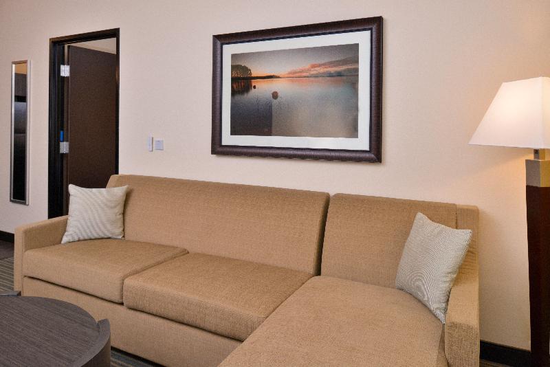 Люкс Кровать Кинг, Candlewood Suites   Austin Airport, An Ihg