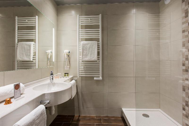 Номер Стандарт, B&b Hotel Strasbourg Nord Schiltigheim Lac 4 étoiles