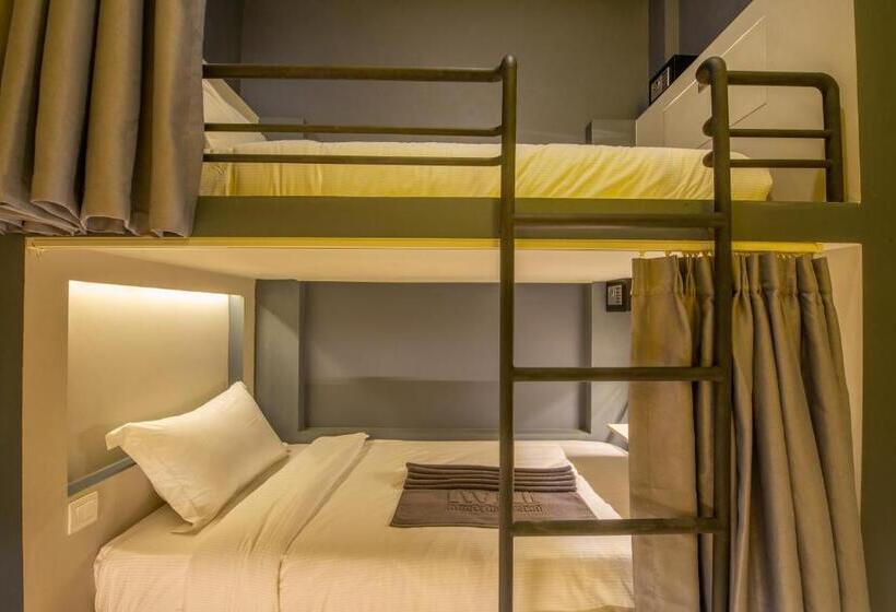 اتاق استاندارد با سرویس بهداشتی مشترک, The Twizt   Lifestyle Hostel &