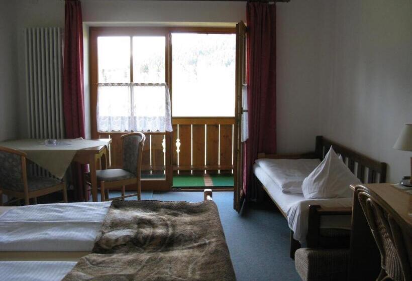 スタンダードトリプルルーム, Alpenhotel Allgäu