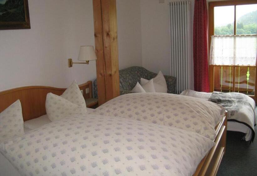 スタンダード４人部屋, Alpenhotel Allgäu