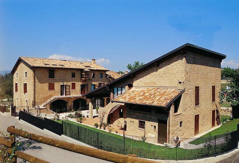 스탠다드 스튜디오, Residenza Corte Casara