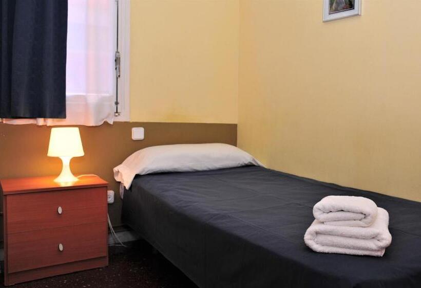 Номер Стандарт Индивидуальный, Hostal Bejar