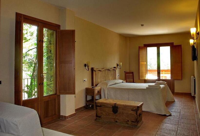 Номер Стандарт, Hostal Les Roquetes