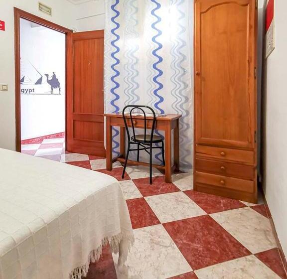 اتاق استاندارد یک نفره, Pension Hidalgo 1