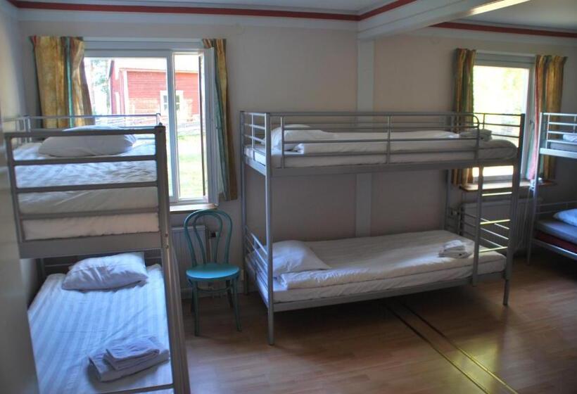 Семейный Номер Совместный Санузел, Solviken Tranås Hostel