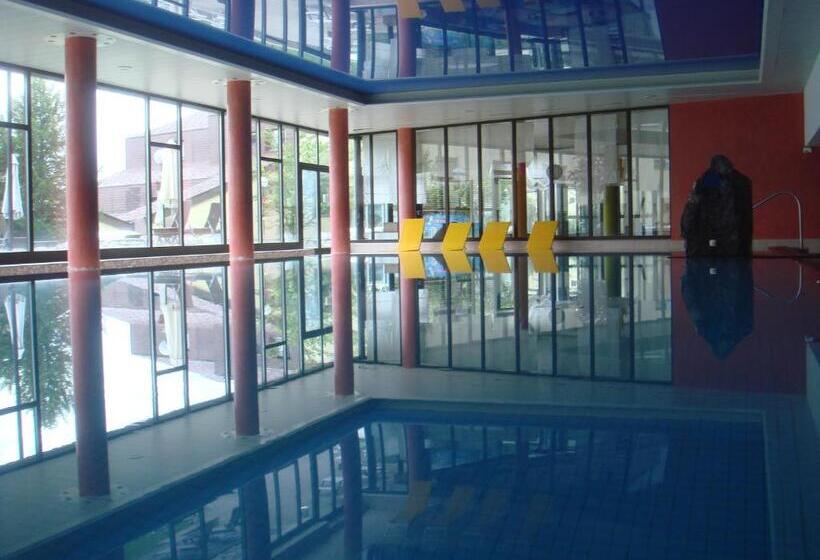 Апартаменты 1 Спальня, Apartments Seeblick Mit Anbindung An Ein 4 Sterne