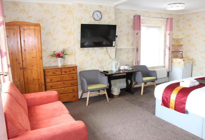 Family Suite, The Homestar